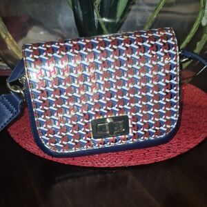 Tommy Hilfiger's Rita canteen crossbody